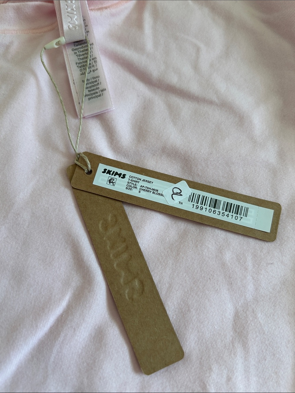 Skims Cotton Jersey Tee Small Cherry Bloasom Rare NWT - Picture 3 of 3